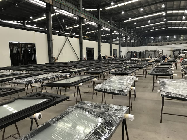 steel windows doors factory
